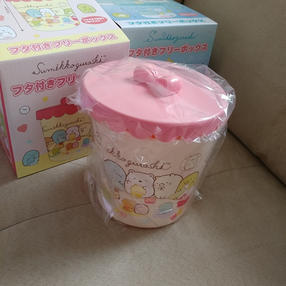 San-X Sumikko Gurashi plastic canister - Pink (Toreba)